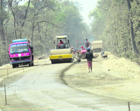 Traffic to remain suspended for six hours a day in Naraynagadh-Muglin road